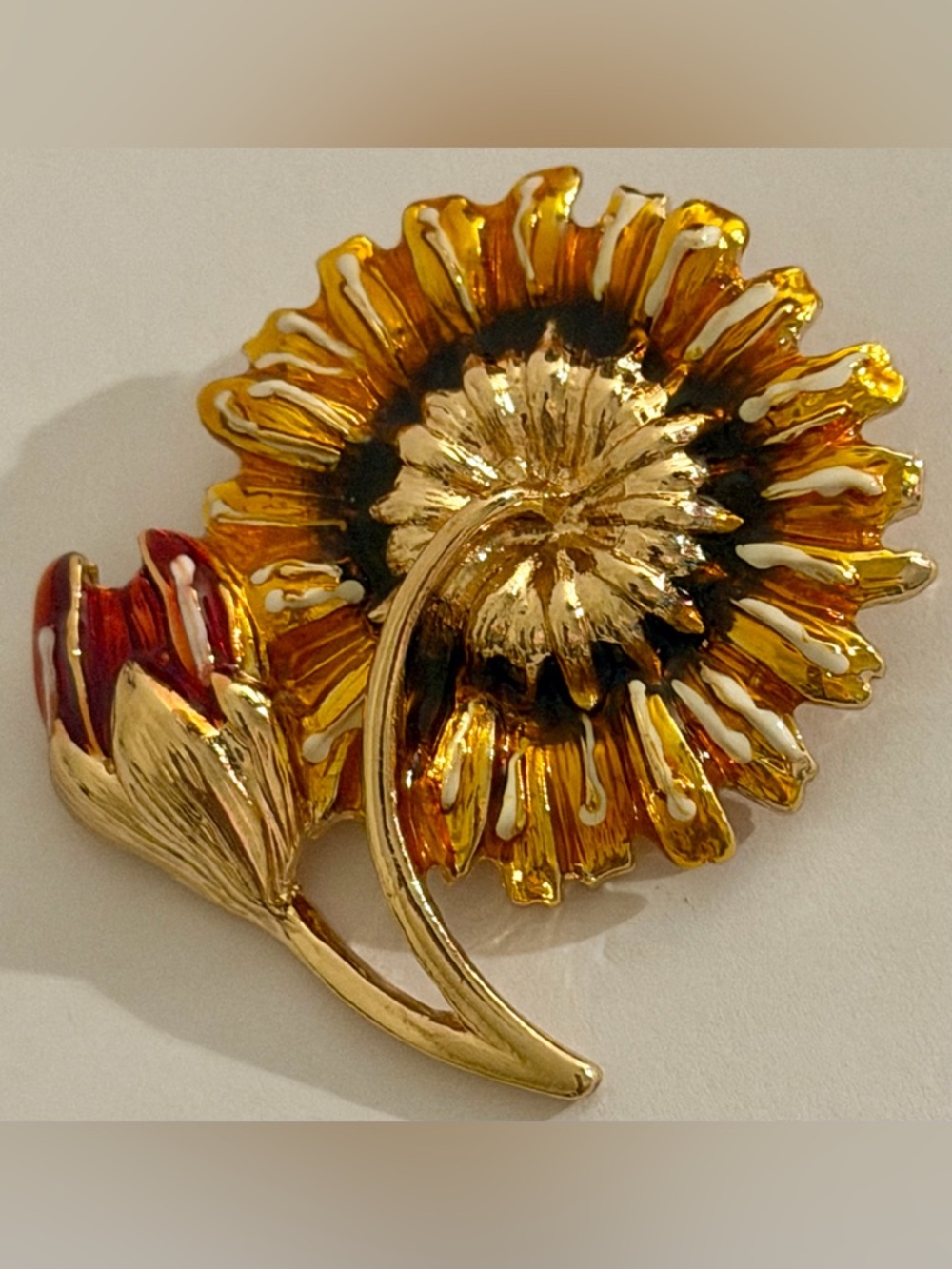Vintage Style Gold Tone Sunflower Brooch Pendant Enamel Floral Statement Pin